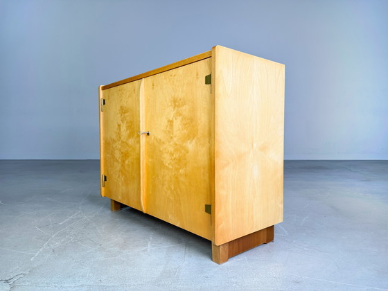 Image 1 of Cómoda original de Arno Lambrecht. Aparador de mediados de siglo. Muebles WK WKS8.