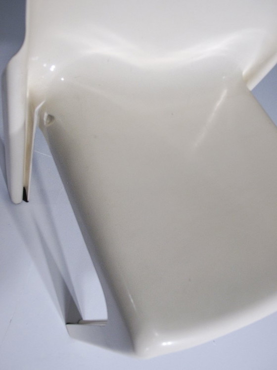 Image 1 of 2 x ARTEMIDE SELENE di Vico Magistretti / CREMA / BREVETTO IN ATTESA