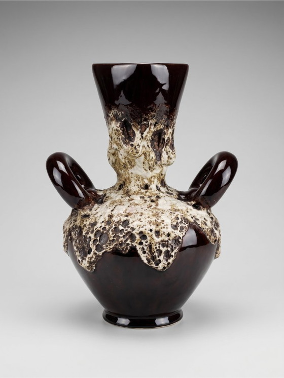 Image 1 of Grande vaso in ceramica Vallauris con manici, decorazione a smalto "lava", anni '60-'70.