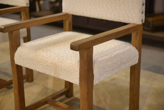 Pair of brutalist armchairs in oak and cream boucle 1950s, White (photo 2 of 14)