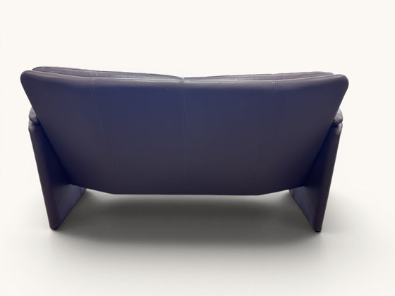 Leolux Bora Bora 2-Seater Sofa in Purple Brown Leather (photo 6 of 8)