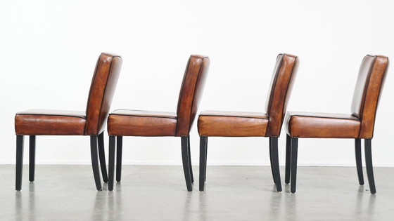 Image 1 of 4 x Comoda sedia da pranzo in pelle di pecora