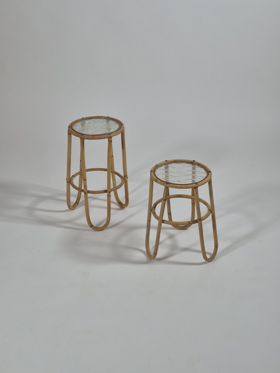 Vintage bloemenkrukje van bamboe uit het midden van de vorige eeuw met bloemenstandaard van ijsglas. – Zuil (photo 10 of 15)