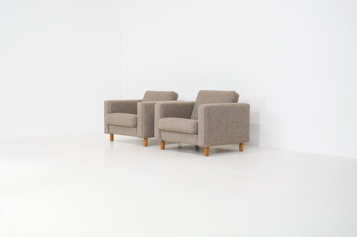 Rare pair of GE300 armchairs by Hans J. Wegner for Getama  (Denmark, 1960s).
