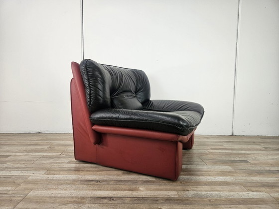 Poltrona in pelle rossa e nera di Nicoletti Salotti – Poltrone (photo 2 of 17)