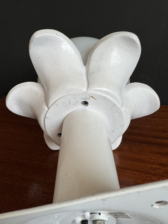 Image 1 of Lámpara de techo con forma de palmera opalina de los años 80.