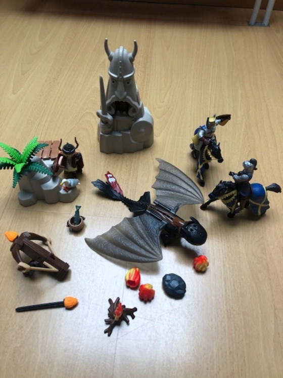 Image 1 of Playmobil Burcht met toebehoren