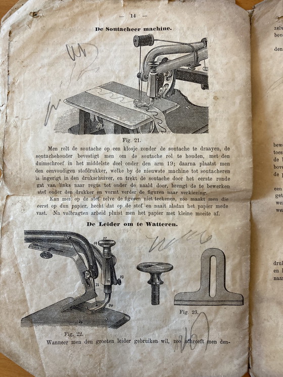 Image 1 of Antique step sewing machine from 1873