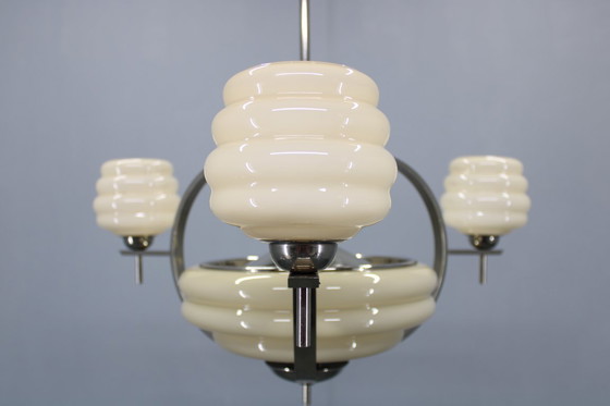 Image 1 of Lampadario Art Déco in nichel e vetro color crema degli anni '30