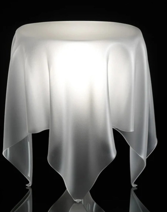 Tavolino Essey Illusion – Tavolini, Plexiglass (photo 5 of 6)