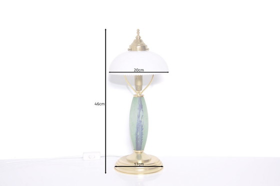 Image 1 of Tafellamp glazen kap opaal glas kunststeen messing 46cm 80s vintage