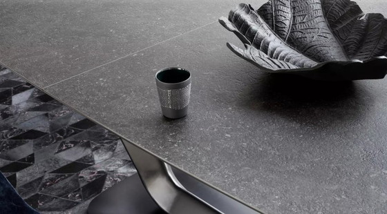 Image 1 of Boconcept - Extendable dining table Alicante