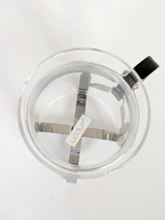 Image 1 of 4 verres à thé Bodum Chambord : design danois des années 1980 avec supports chromés