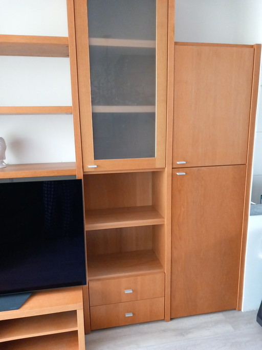 Mooi vintage wandmeubel kliksysteem