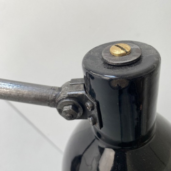 Image 1 of VINTAGE BAUHAUS INDUSTRIËLE BUREAULAMP