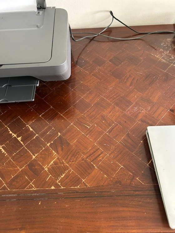 Image 1 of Houten bureau antiek met 13 laatjes