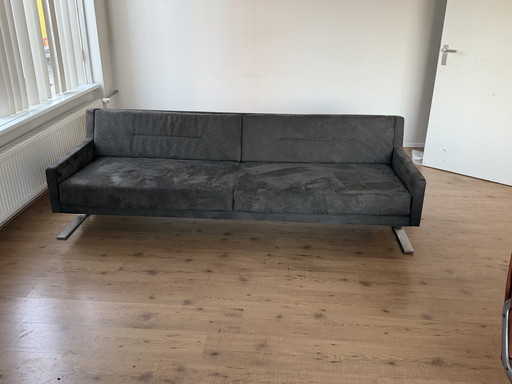 Ozenfant Sofa „Sedan“, 230 m breit. Nahezu neuwertiger Zustand.