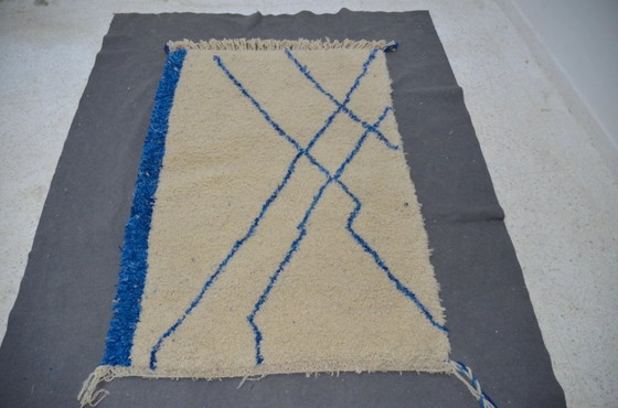 Image 1 of Luxury Beni Mrirt Rug Blue & Off-White – High Atlas Wool Handwoven (170 × 120 cm)