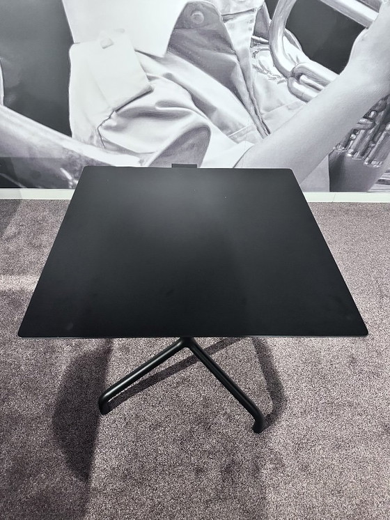 Image 1 of Zwarte vierkante tafel