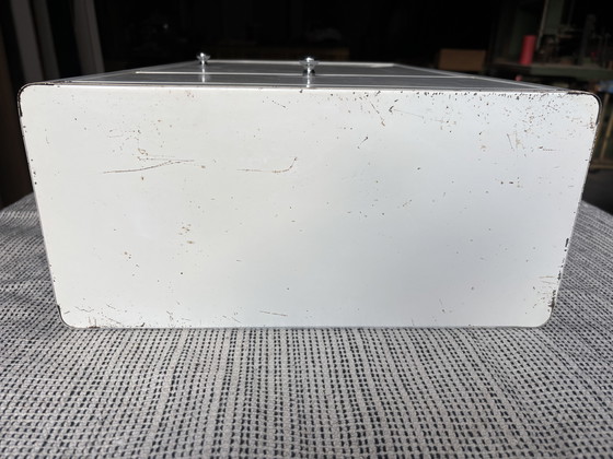 Image 1 of Armadietto dei medicinali in metallo vintage