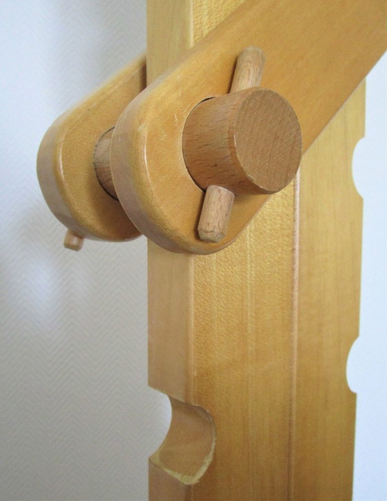 Image 1 of lámpara de pie de haya maciza con sistema