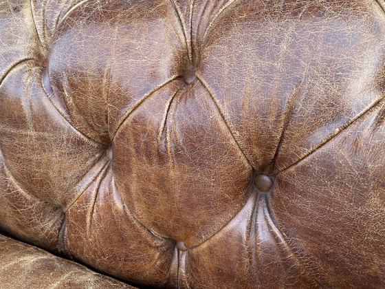 Image 1 of Prachtige stoere Chesterfield bank in vintage sigaren cognac 