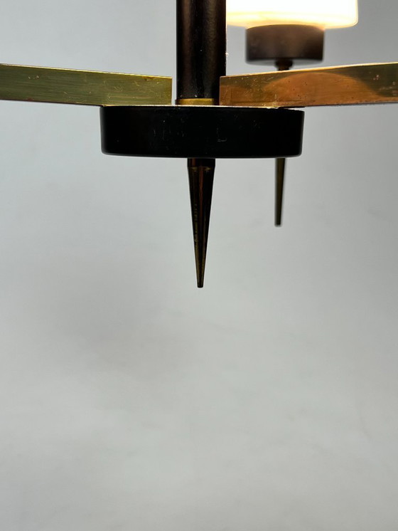 Image 1 of Lampadario/lampada a sospensione vintage, ottone con vetro lattimo, Belgio anni '70