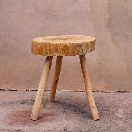 Tabouret trépied en bois brut – Scandinavian (photo 6 of 6)