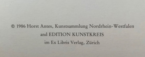 Image 1 of Horst Antes: "Figure Black and White 1967". Rara stampa artistica su carta robusta con texture telata. In ottime condi