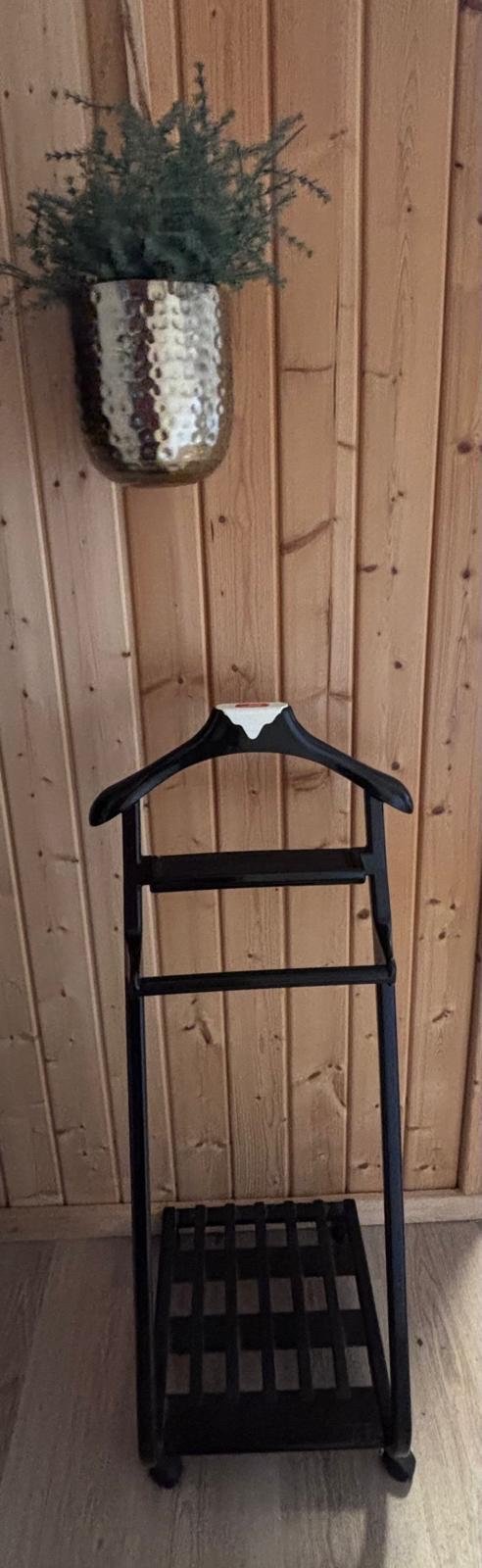 Vintage design dressboy