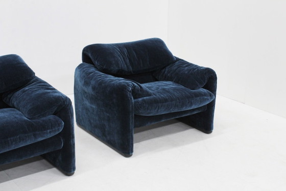 Poltrone Cassina Maralunga di Vico Magistretti, set di 2, Velluto, Blu, Vintage (foto 10 di 11)
