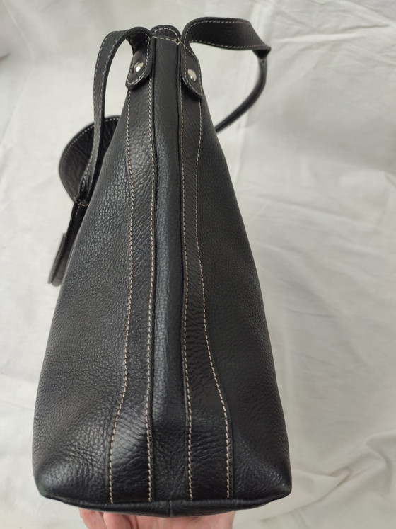 Scapa Black Leather Handbag Timeless Beauty – Shoulder bags (photo 6 of 15)