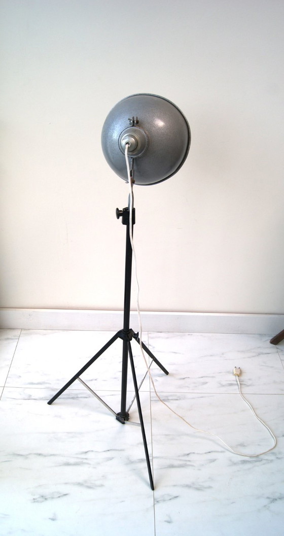 Image 1 of Industrial spotlight