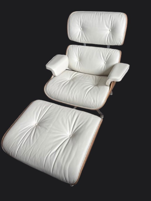 Poltrona e pouf Vitra Eames Lounge - Pelle Premium Snow - Condizioni perfette - (incl. fattura e certificato)