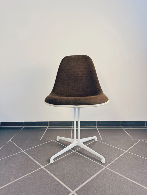 4x Eames Herman Miller La Fonda Fiberglas Side Chair