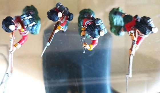 Image 1 of Set di 4 soldatini in piombo, 2° Battaglione Scozzese, 92° Gordon Highlanders, 1815 Frontline Figures, scala 1/32, 1996