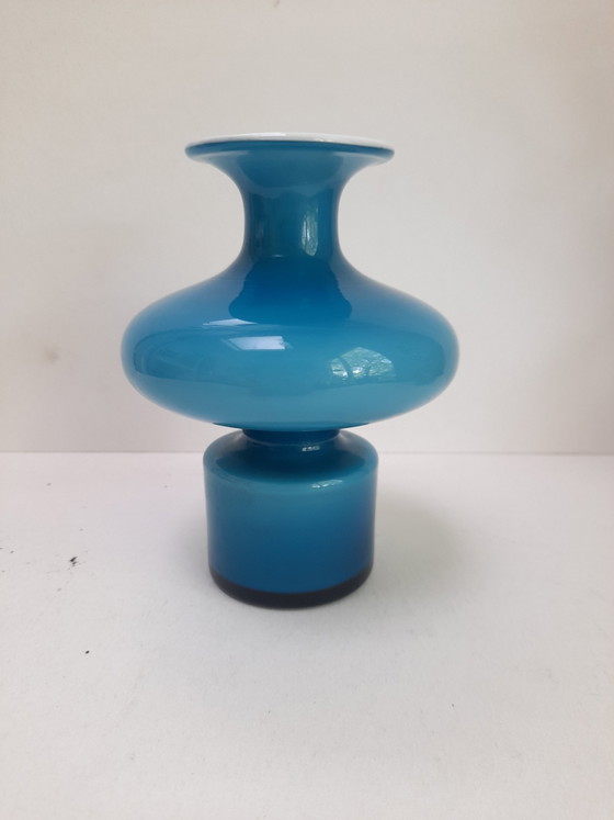 Image 1 of Blauwe opaline vaas Holmegaard Carnaby serie