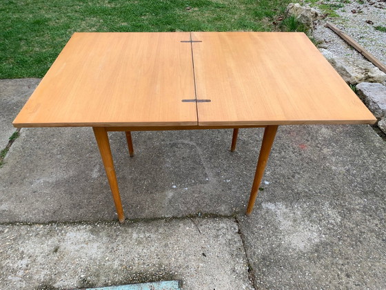 Quadratischer klappbarer Esstisch aus der Mitte des Jahrhunderts – Esstische, Mid Century Modern (photo 2 of 4)