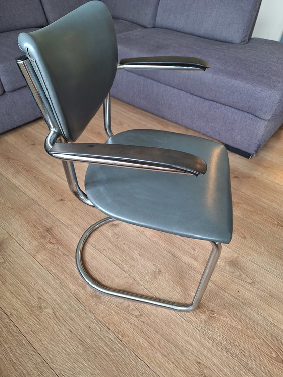 Image 1 of Sedia con struttura tubolare cromata e pelle Wit 3011