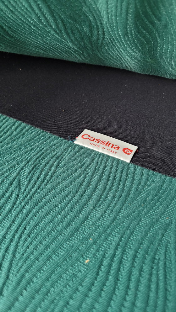 Image 1 of Cassina 'Portovenere' Lounge Chair with Ottoman - Vico Magistretti - Italy, 1980s