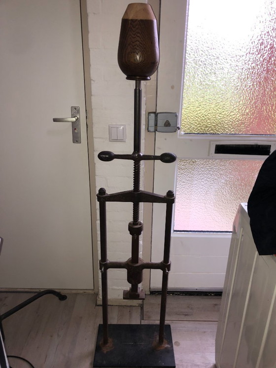 Image 1 of Grande pressa antica in ghisa - 26 kg - 180 cm di altezza