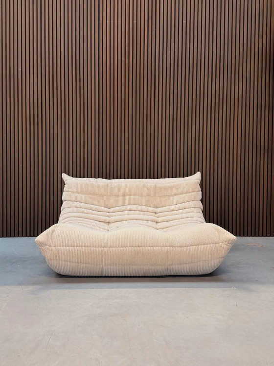 Ligne Roset Togo Canapé deux places | Velours côtelé beige – Canapés 2 places, Other (photo 2 of 5)