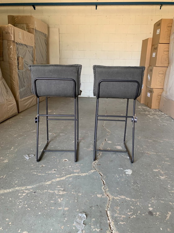 2 x Barstool Cloud Charcoal Must Living (photo 4 of 4)