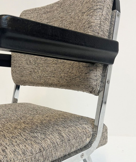 Image 1 of Sillón de diseño tapizado en gris atribuido a Gispen, años 60