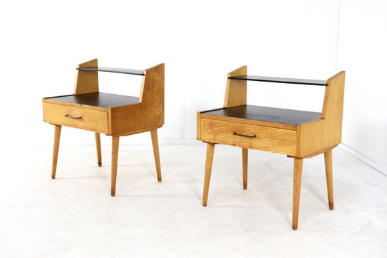 Image 1 of Ensemble de 2 tables de chevet Everest vintage