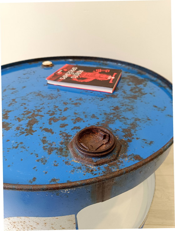 Image 1 of Contenitore di design realizzato con barili di metallo riciclati. Un pezzo unico