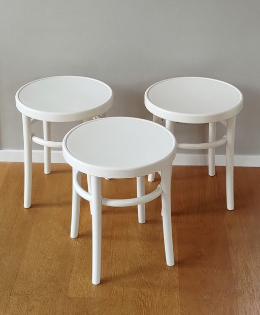 3 x stool/ side table "Øglan", Gillis Lundgren
Photos.