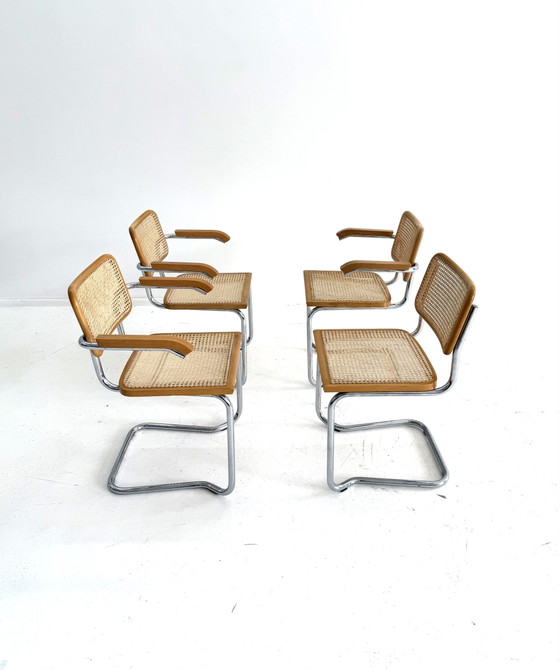 Set of 4 vintage Cesca dining chairs, Italy ‘80s – Chrome, Wood (photo 9 of 10)