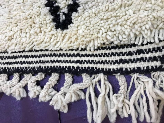 Handgemaakt zwart-wit wollen loper tapijt op maat 75/300 cm – Aime Té, Vloerkleden en tapijten, Wool (photo 7 of 7)