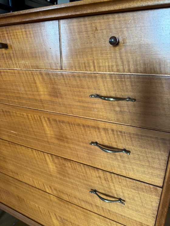 Image 1 of Vintage Alfred Cox design Engelse art-deco ladekast